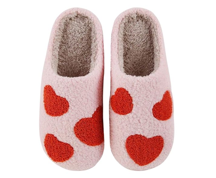 PINK HEART SLIPPERS