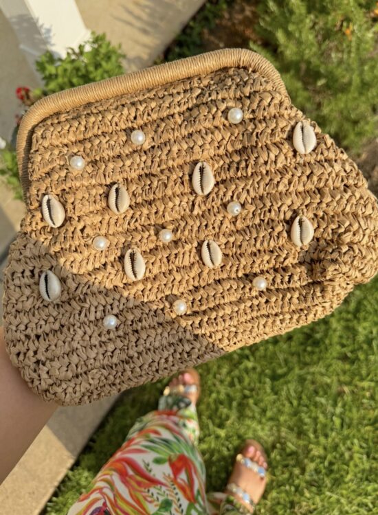 SEASHELL CLUTCH